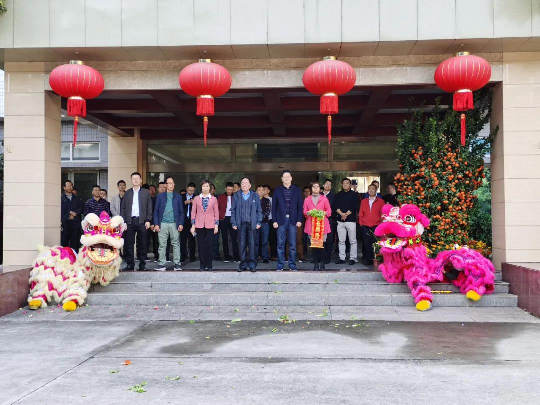 2121�Ƿ���(�й���)�����ٷ���վ